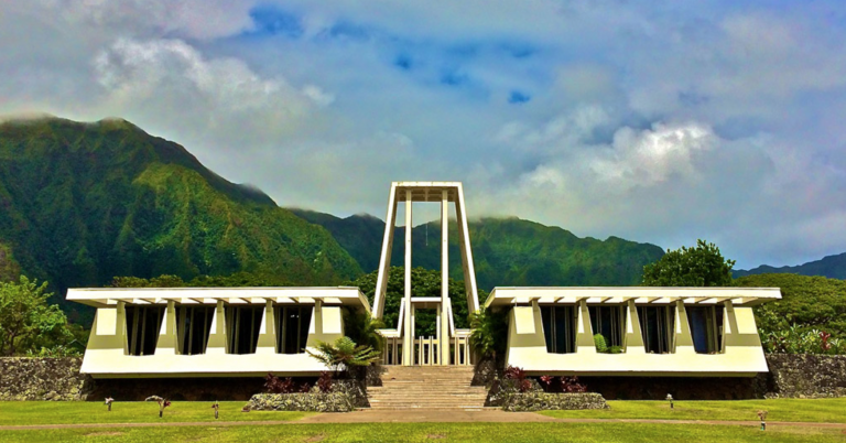 Hawaiian Modernism; Valley of the Temples