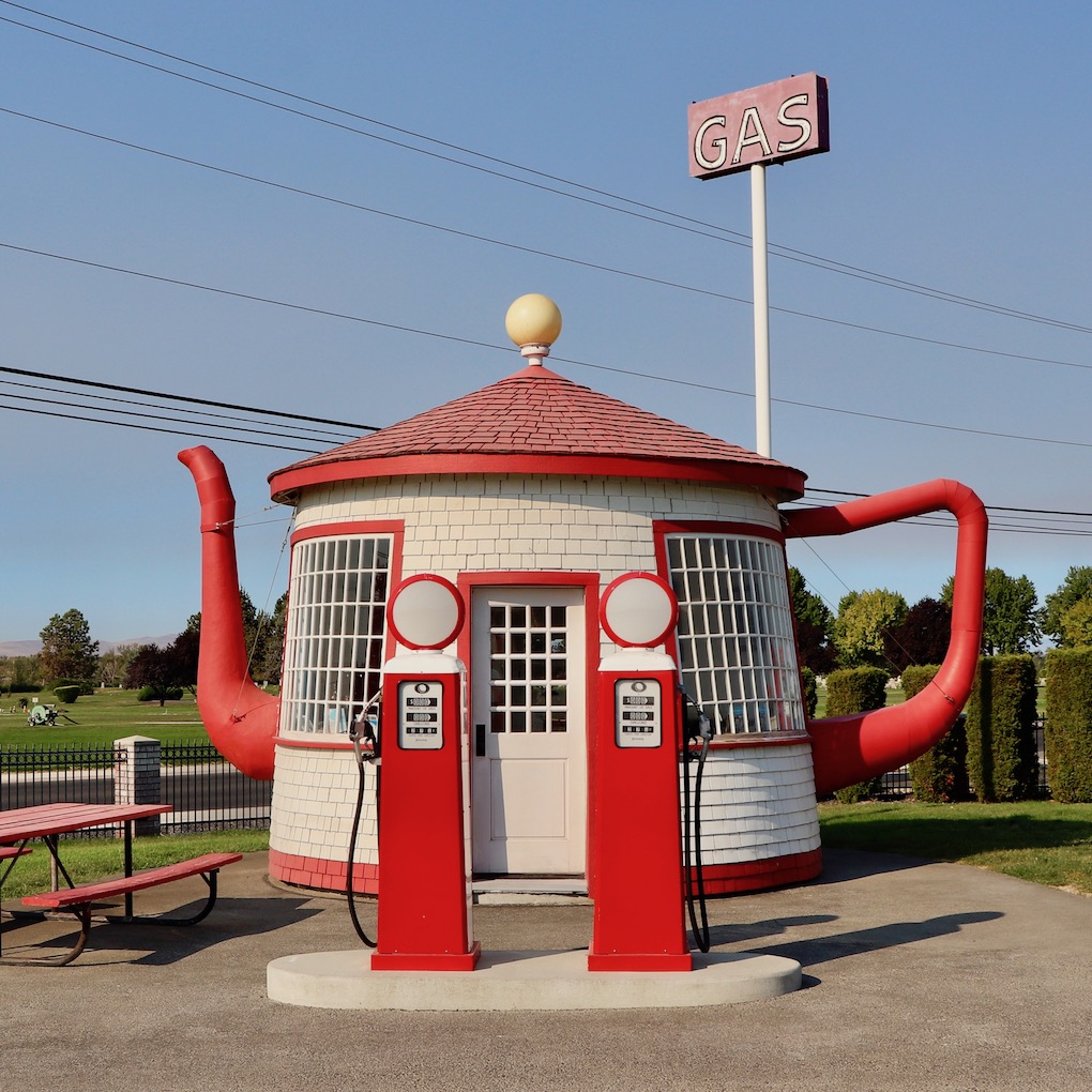 Retro Road Tripping Through the Emerald State