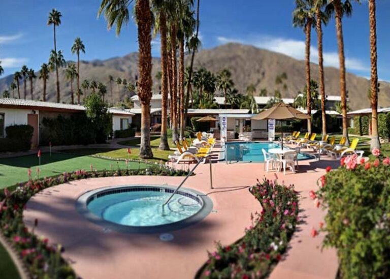 A Place In The Sun Spa and Pool 1 768x549