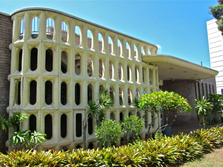 Liliha Street 1 1 768x576